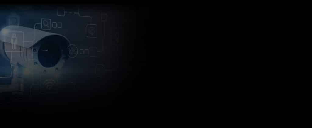 Caméra de surveillance blanche, avec réseau numérique d'icônes (personne, recherche, Wi-Fi, statistiques) sur fond sombre. Sécurité connectée.